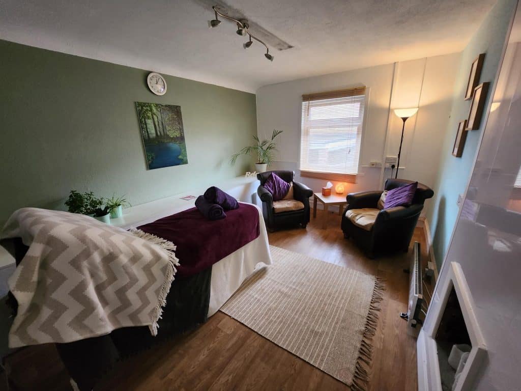 Counselling room rental with therapy couch at The Devon Clinic